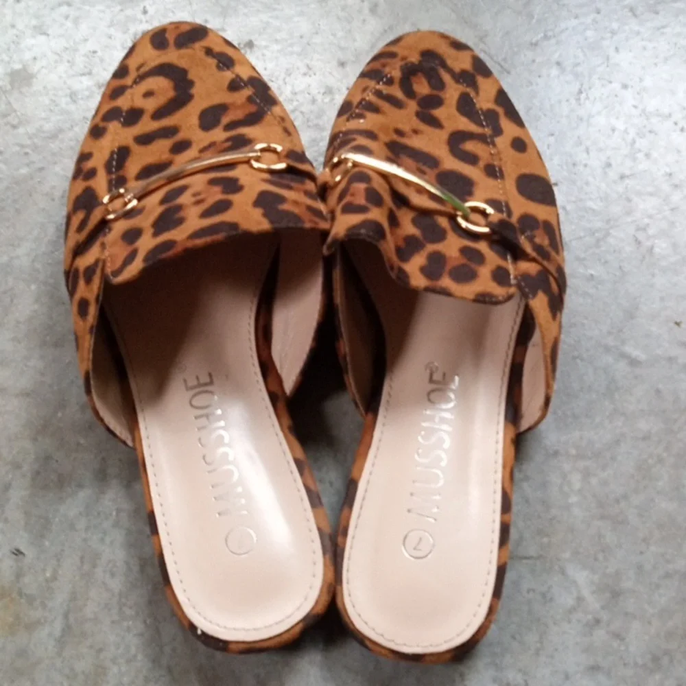 Musshoe Leopard Animal Print Slip On Pointed Toe Women's Flats 7